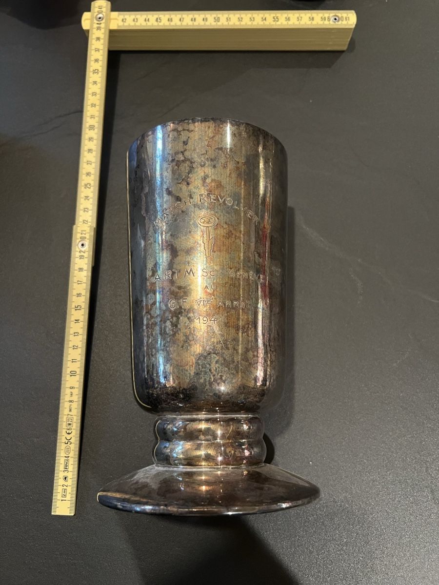 Sonstiges zum Sammeln & Seltenes: Becher eventuell aus Silber 1941 Preis Grenzwache – Gebraucht aus Lyss von Schmuggler