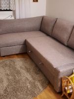 Gemütliches Ecksofa von Ikea, mit Bettfunktion und Stauraum,
