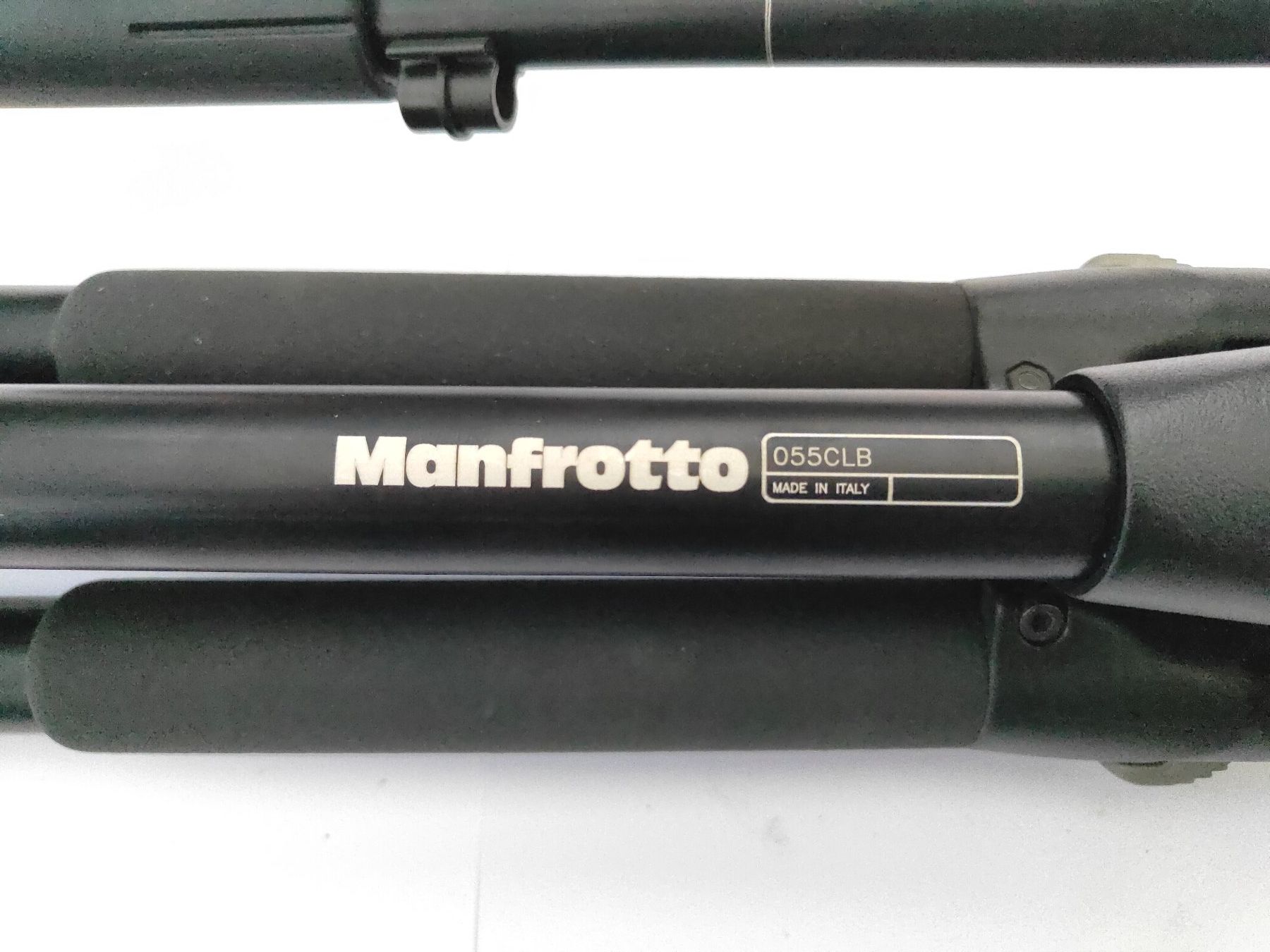 Manfrotto Trépieds & Accessoires: Manfrotto 055CLB Stativ, Videostativ – D'occasion à Zürich par mobilix 9