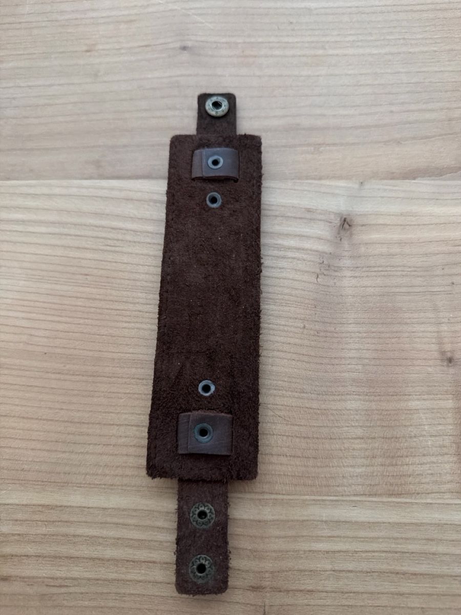 Armbänder & -reifen: Leder-Armband  – Gebraucht aus Münchenstein von mjaaxx 1