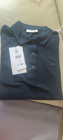 Lacoste Poloshirt in dunkelblau, Grösse 38/M