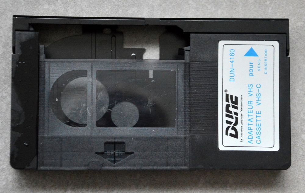 Adaptateur cassette VHS-C