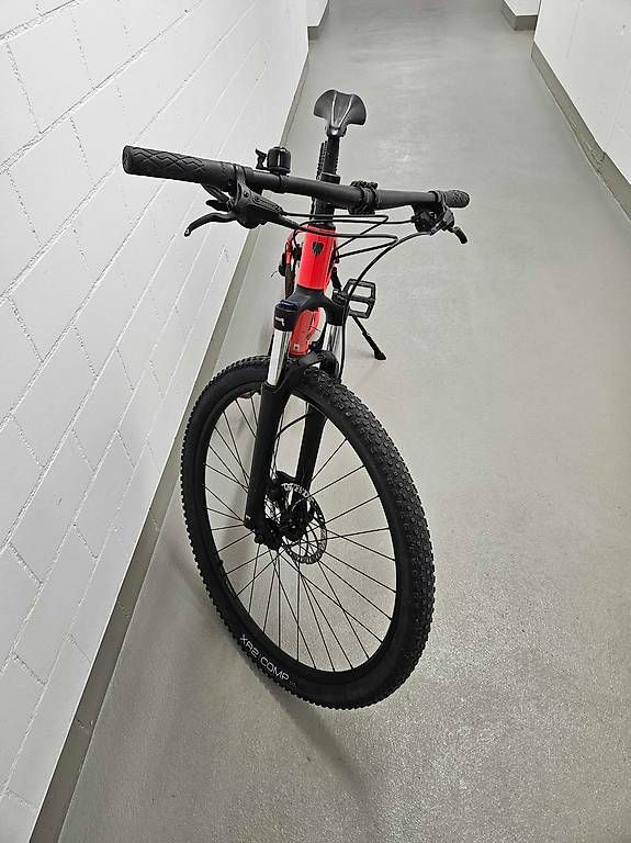 Trek Biciclette: TREK Marlin 6 Mountainbike Red – Usato da Spiez venduto da phippu-drumfire 2