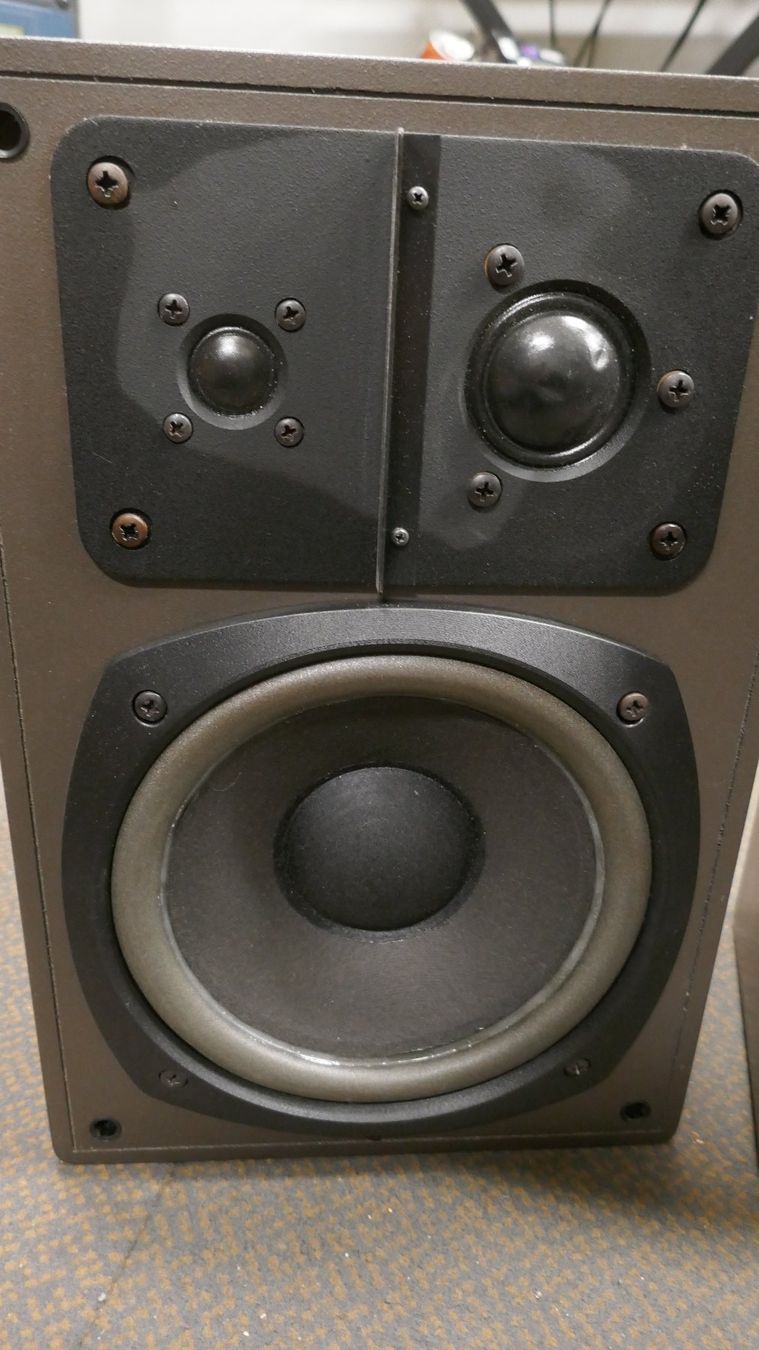 Casse acustiche: Klein und Hummel o98 - 3 Weg Studiomonitore – Usato da Wenslingen venduto da FairlightCMI 3