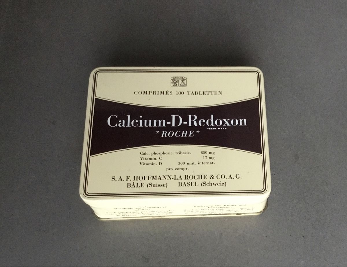 Behälter & Ähnliches: Blechdose Roche Calcium-D-Redoxon – Gebraucht aus Rüschlikon von succes08