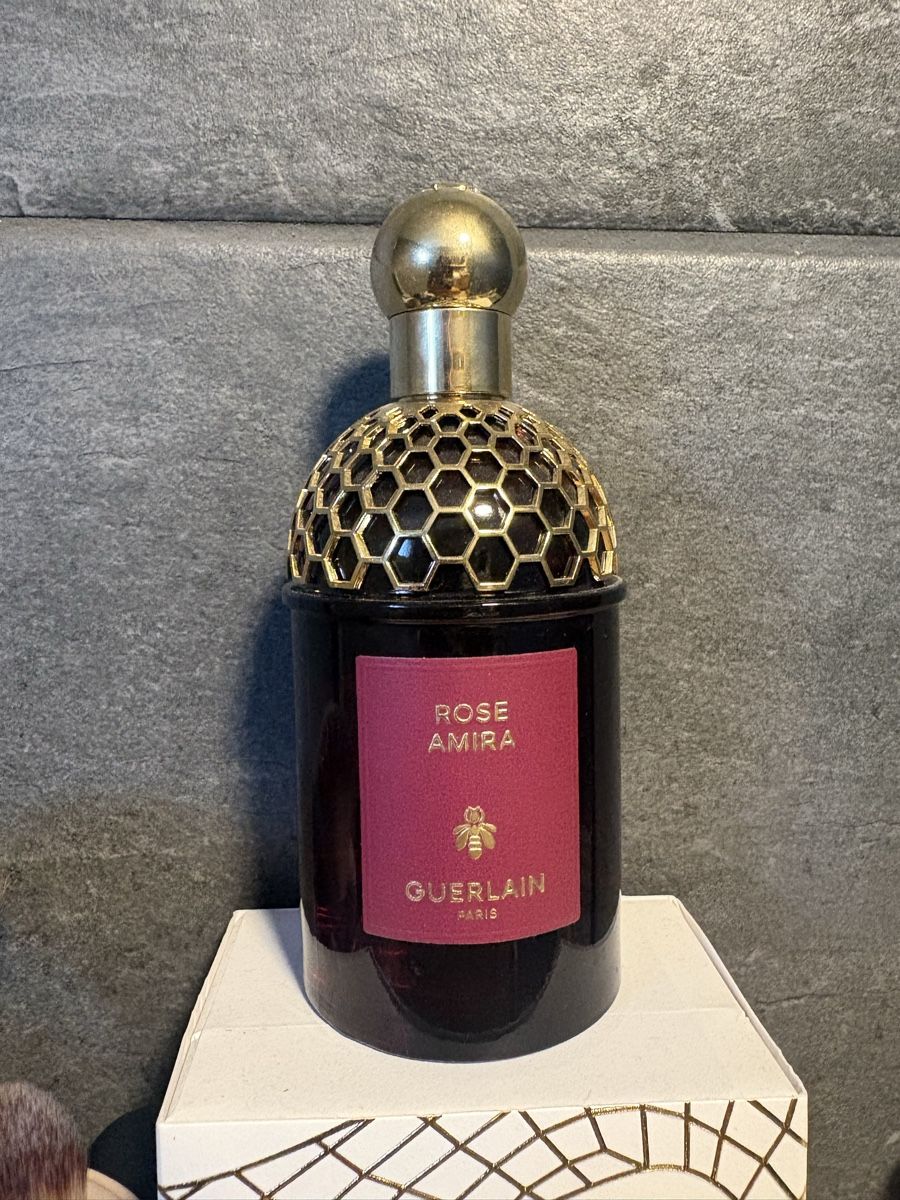 Guerlain Profumi & Eau de Toilette: Rose Amira - Guerlain, 2ml – Nuovo (secondo la descrizione) da Grône venduto da mat_jh8d