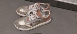 Sneaker / Halbschuhe Gr. 32