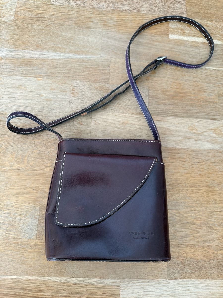 Vera Pelle Borse da donna: Kleine Vera Pelle Ledertasche gebraucht – Usato da Goldach venduto da Messerguru