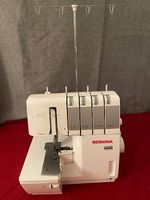 Bernina L460 Overlock Nähmaschine, defekt
