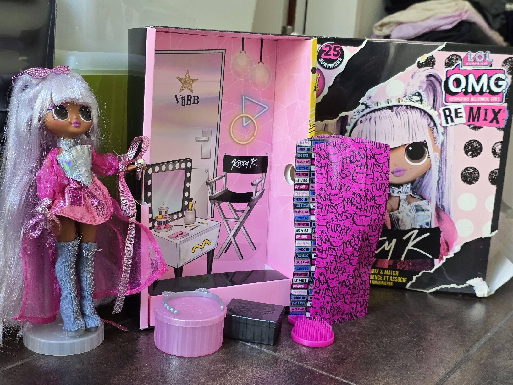 MGA Puppen: L.O.L. Surprise OMG Remix Kitty K – Gebraucht aus Suhr von Ptriple6