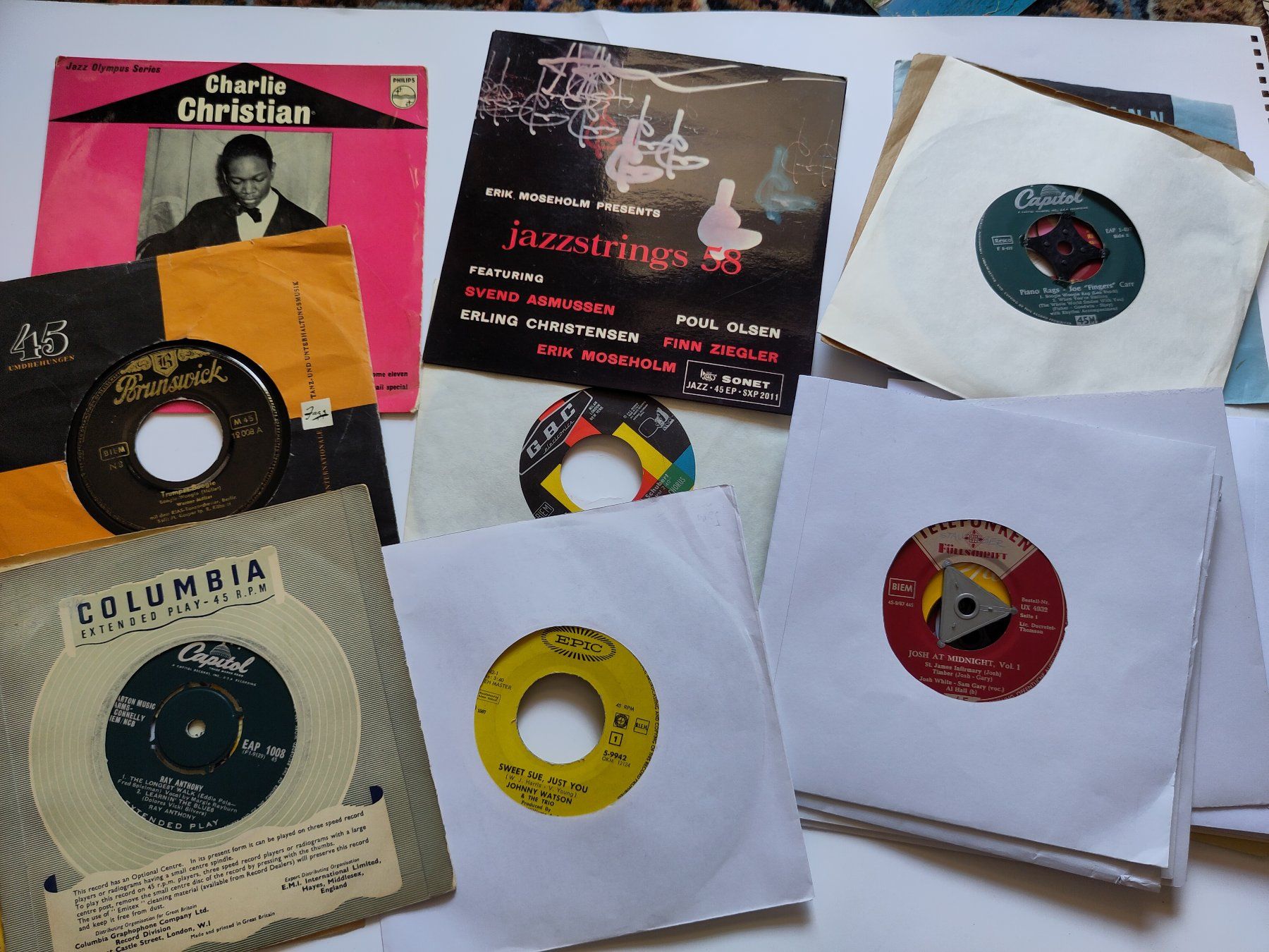 Dischi in vinile: 27 Singles und EPs Jazz 1950er-Jahre – Usato da Schaffhausen venduto da RolfMeister 1
