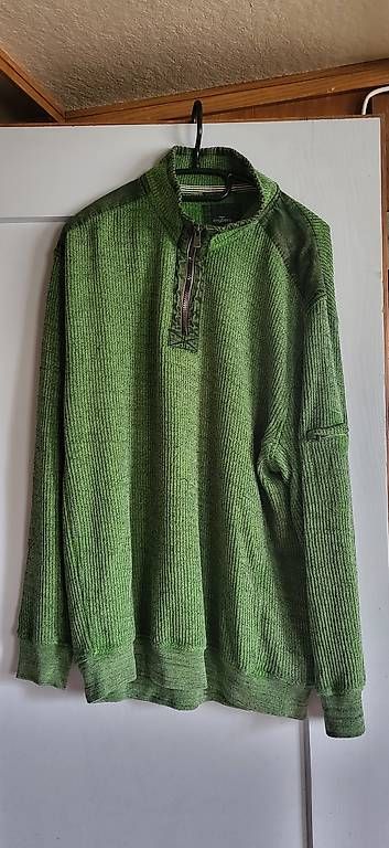 Maglioni & Felpe: Pullover Engbers – Usato da Dürrenäsch venduto da Noana1108 2