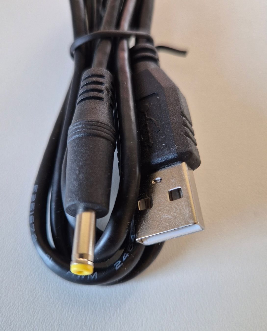 Kabel: USB zu Hohlstecker Kabel neu – Neu (gemäss Beschreibung) aus Lumbrein von gianandris 1