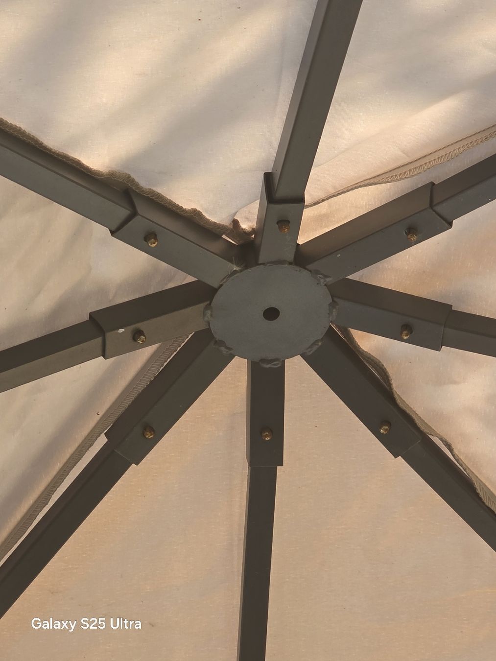 Tende & Padiglioni: Gartenzelt Pavillon, robust,  3m auf 3m 2,8m Hoch – Usato da Bertschikon Gossau venduto da sve_9v7p 3