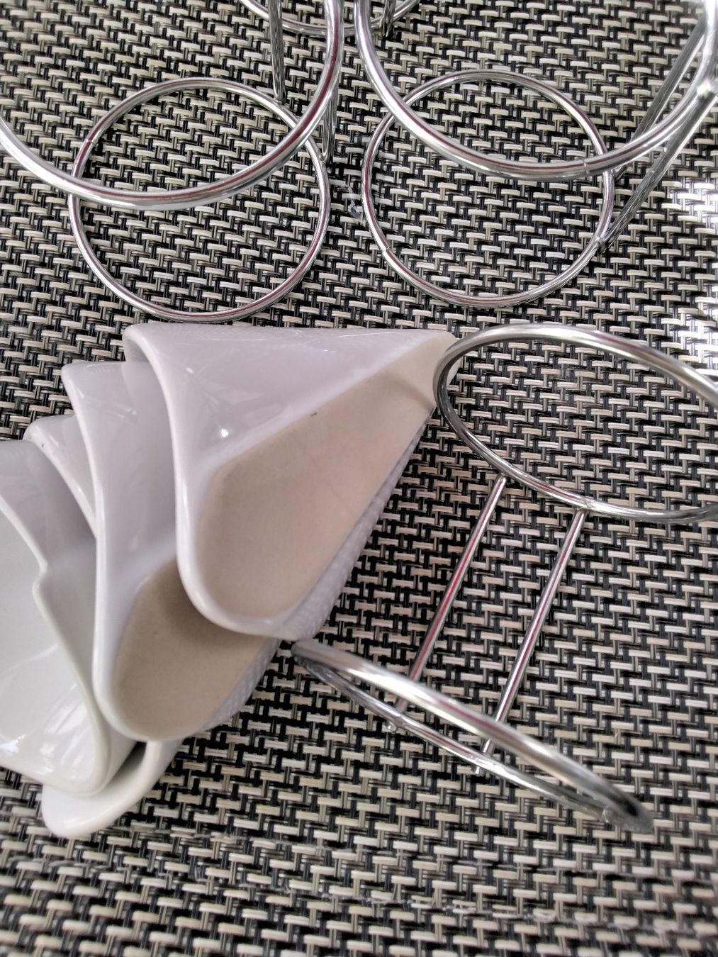 Schalen: 4 DIPP SCHÄLCHEN WEISS – Gebraucht aus Biel/Bienne von dasi3 4