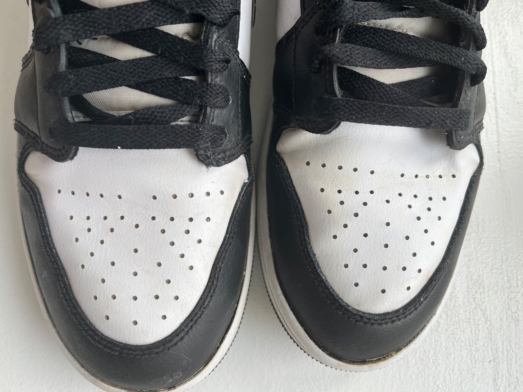 Jordan Scarpe da uomo: Air Jordan 1 Mid Panda – Usato da Court venduto da Style_ambre 2