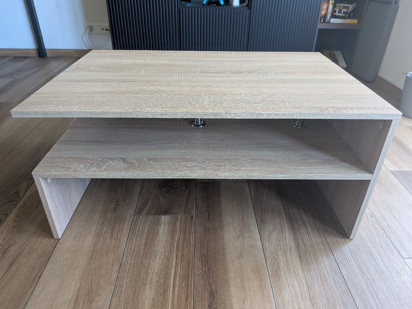 Tische: Couch-Tisch Holzoptik hellbraun – Gebraucht aus Walde AG von hug_n6v5