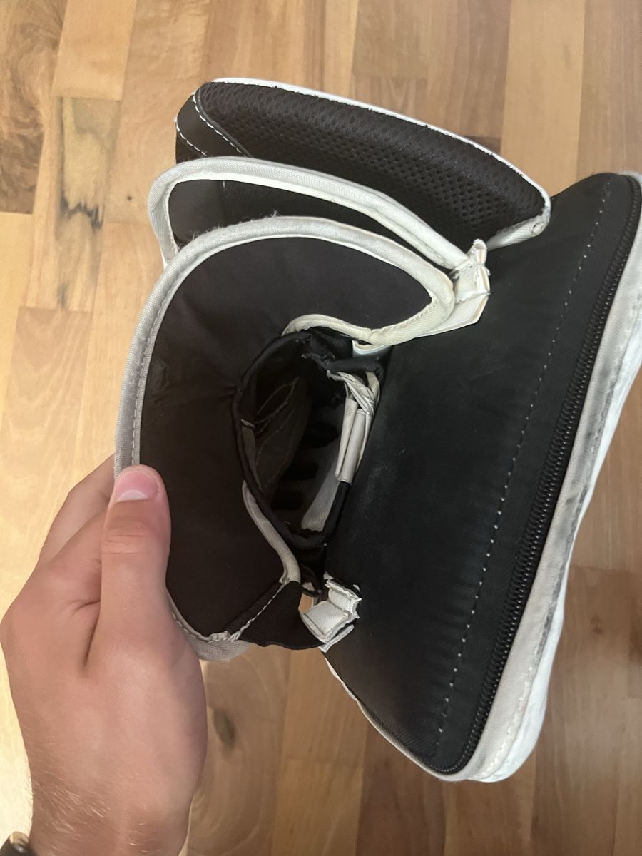 Ccm Protezioni & Imbottiture: CCM EFLEX 5.5 blocker  – Usato da Sierre venduto da Rouvinez-vich 3