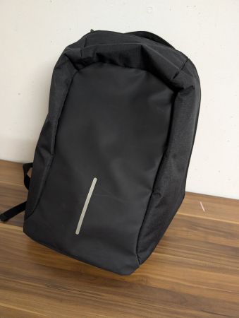 Rucksack schwarz für Laptop und Reise gebraucht