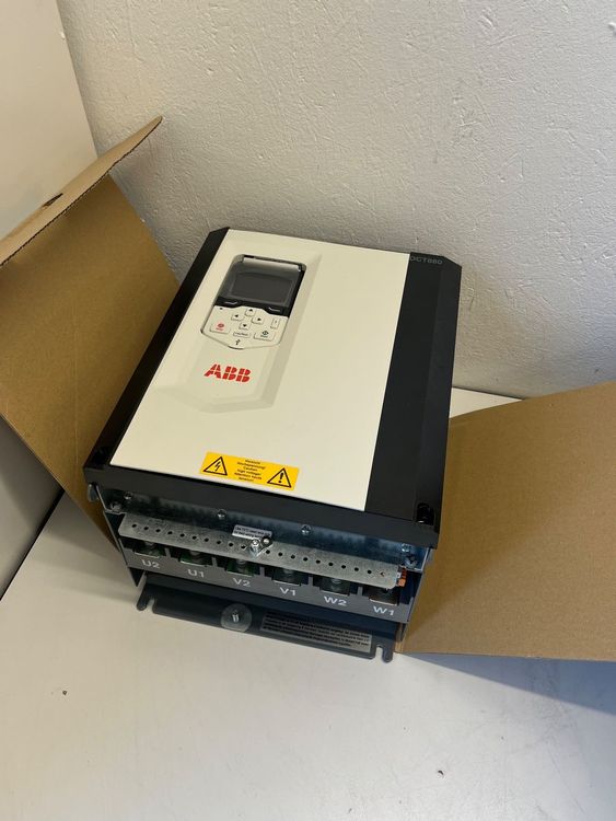 Thyristor Power Controller ABB DCT8800-W03-0080-04XA | Kaufen auf Ricardo