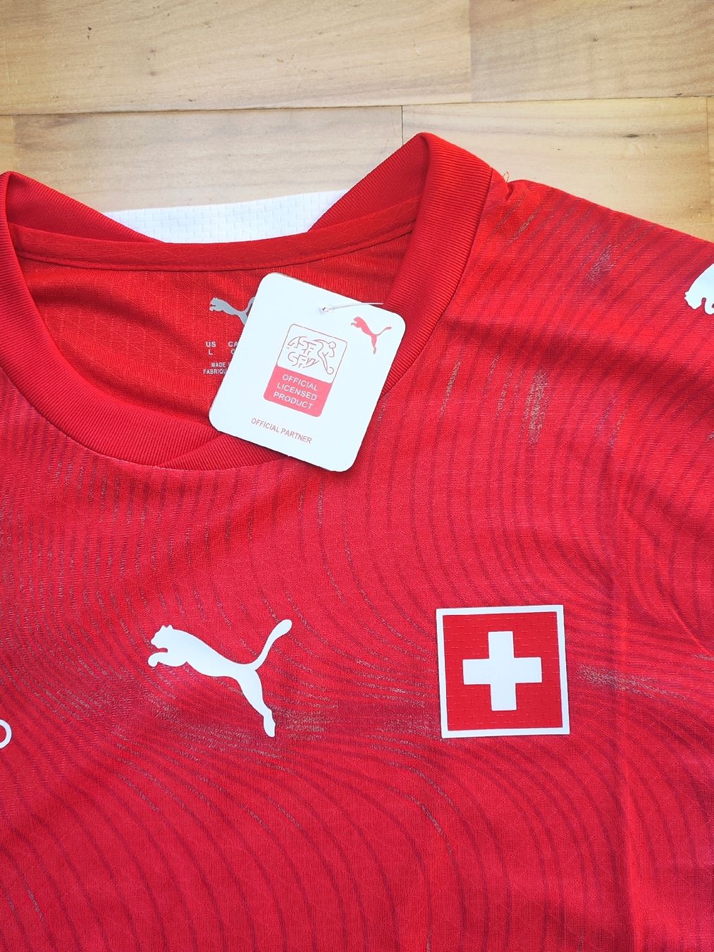 Puma Leibchen & Hosen: Schweiz Heimtrikot 2026 – Neu (gemäss Beschreibung) aus Breitenbach von Lqris 6