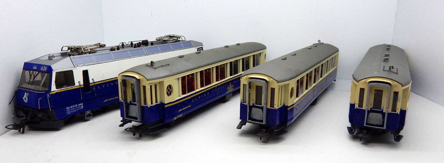 Bemo Trains électriques: Hom Bemo - Rame 4 éléments  RhB "Alpine Classic Pullmann"- – D'occasion à Locarno par Gudrun2 4