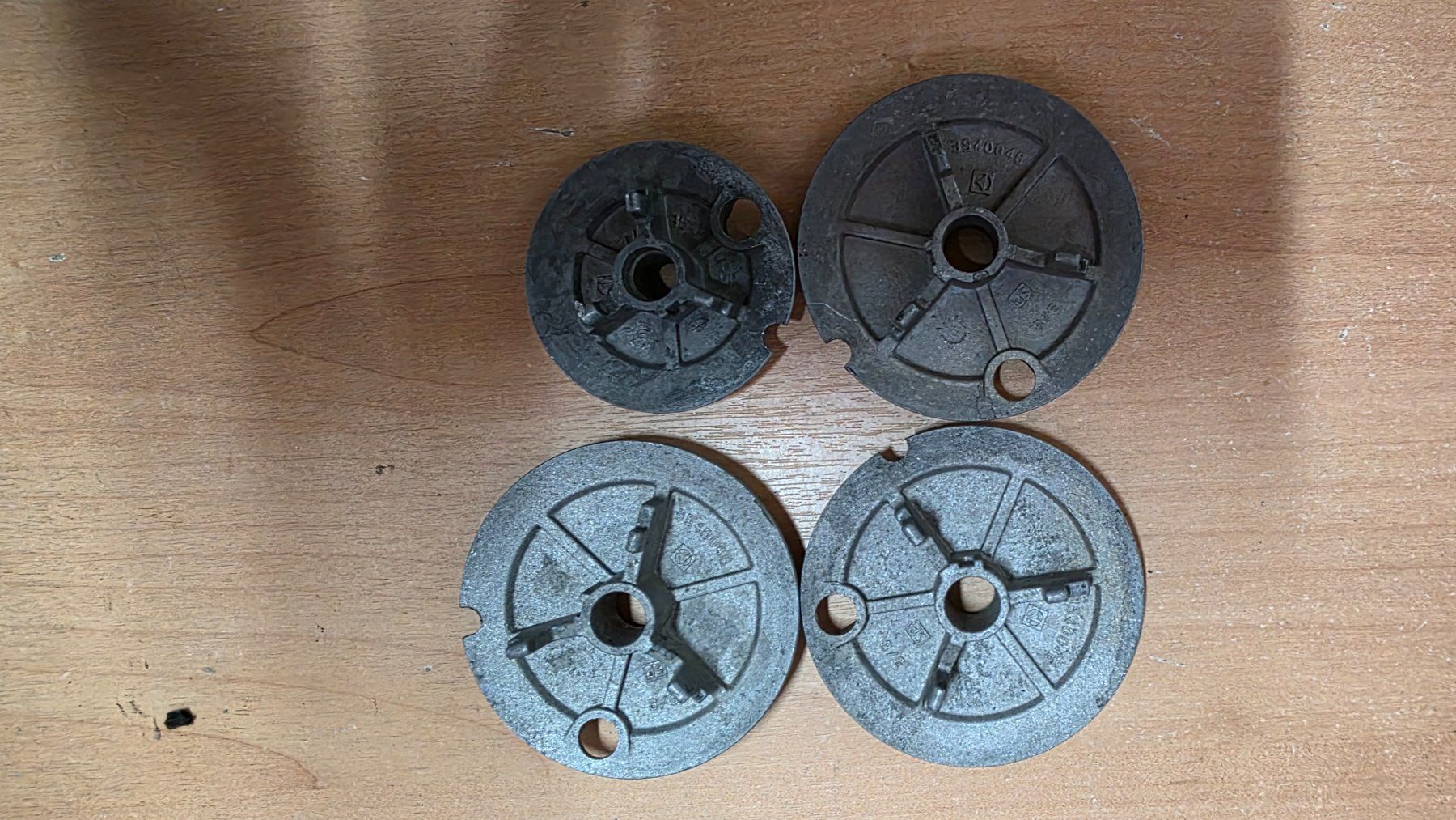 Herde: Electrolux Lot de 4 plaques de cuisson gazinière – Gebraucht aus Bionnens von Meg011 2