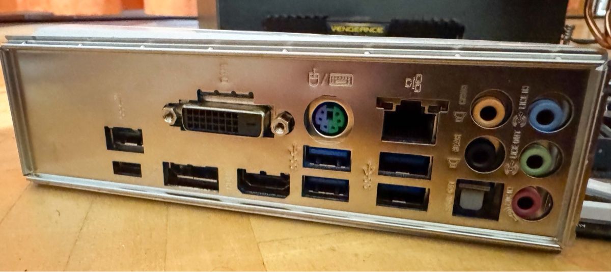 PC: PC-Hardware-Konvolut zu verkaufen – Usato da Hagenbuch ZH venduto da Humbi69 6