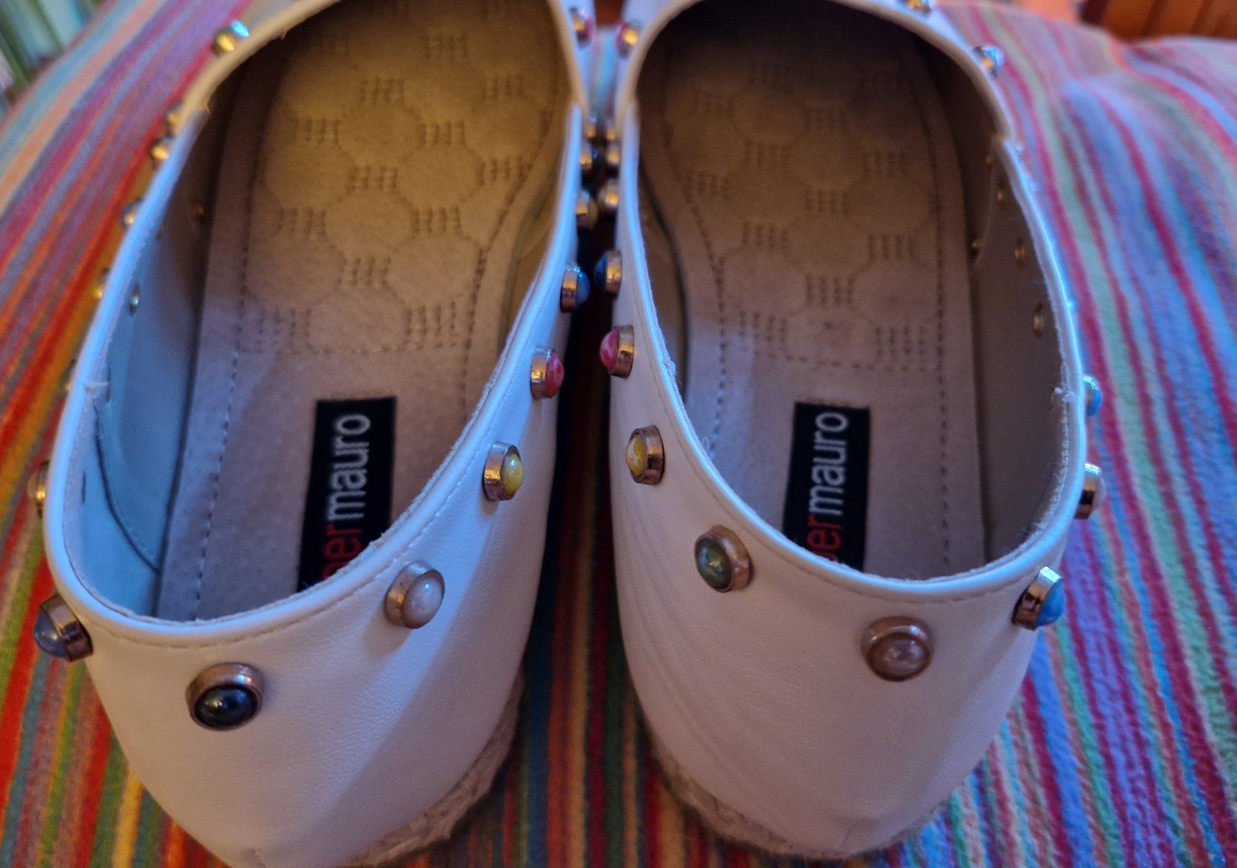 Damenschuhe: Weisse Kunstleder-Slipper – Neu (gemäss Beschreibung) aus Oberengstringen von Sheera7 3