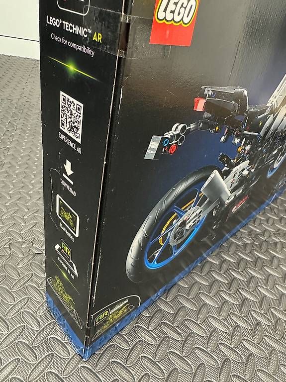 Lego Baukästen: Lego 42159 Yamaha MT-10 – Neu und originalverpackt aus Weiach von Stevo_Levo 2
