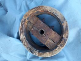 Riemenscheibe Holz antik mit 30mm Nabe