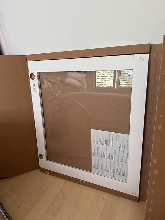 Ikea Porte: Besta SINDVIK Türen IKEA – Usato da Niederglatt ZH venduto da neunzehn82 2