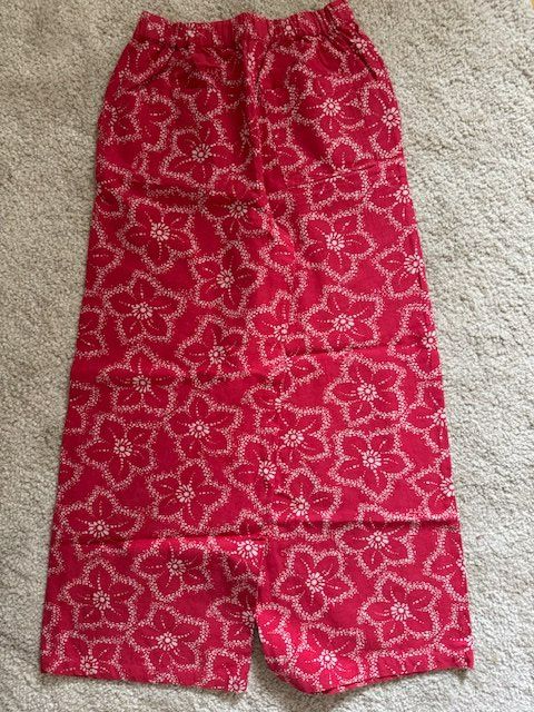 Mango Hosen: Sommerhose Mango – Rot – Grösse 140 – Gebraucht aus Villigen von pit_r6q9 4
