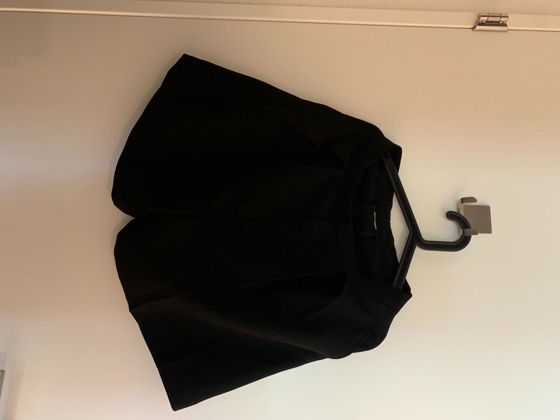 Pantaloni: New black shorts – Nuovo e nell'imballaggio originale da Zürich venduto da Alpen209 1