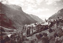La Grave, Vallée de la Romanche (Hautes-Alpes), datée 1949
