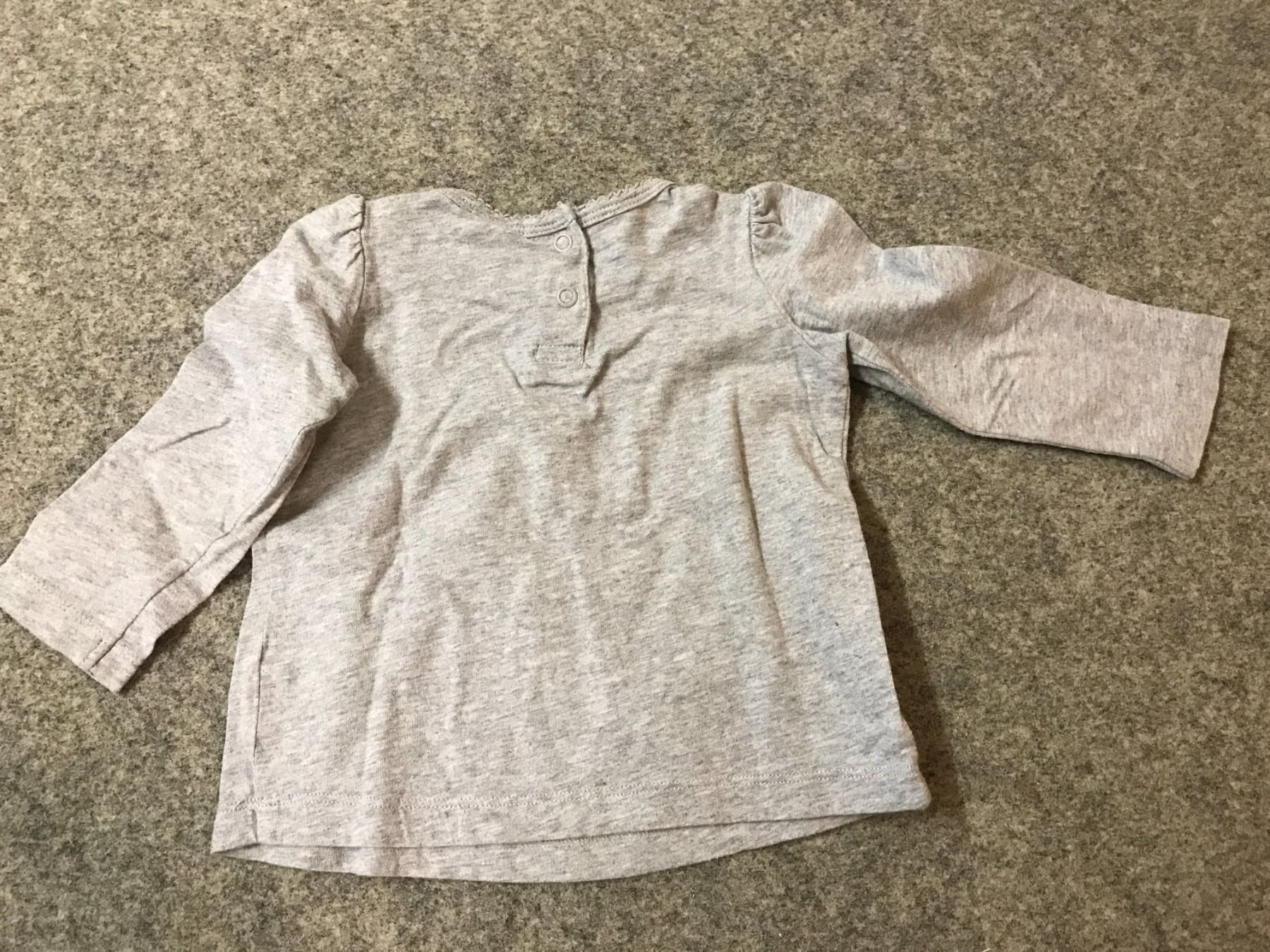 Maglioni & Felpe: H&M Langarmshirt Gr. 74, grau, Mädchen, Herbst – Usato da Guntershausen venduto da Gloominati 2