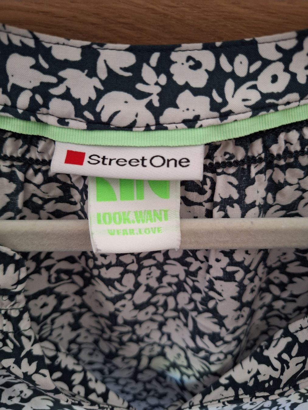 Top: Street One Sommer -Top /Bluse, Gr. 40, neu – Nuovo (secondo la descrizione) da Dörflingen venduto da Crazyachmed 1