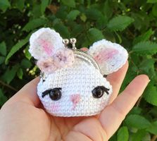 Amigurumi Schlüsselanhänger mit Hase Geldbörse