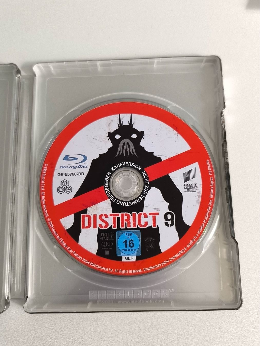Tutti i DVDs: Blu-ray / District 9 - Metallbox – Usato da Muttenz venduto da hak_dsk9 3