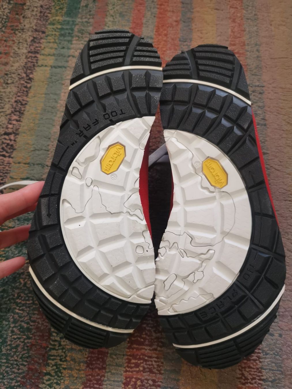 Scarpe da uomo: Chaussures Scarpa quasiment neuves. – Usato da Hauterive NE venduto da Le_Photographe 5