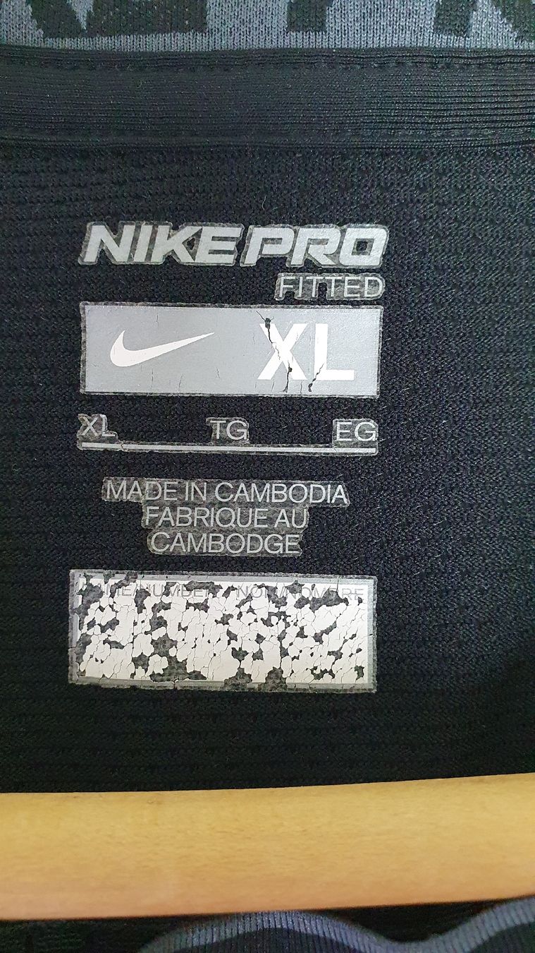 Nike T-Shirts: nike tshirt G L/XL – Gebraucht aus Maienfeld von tobeyl2020 3