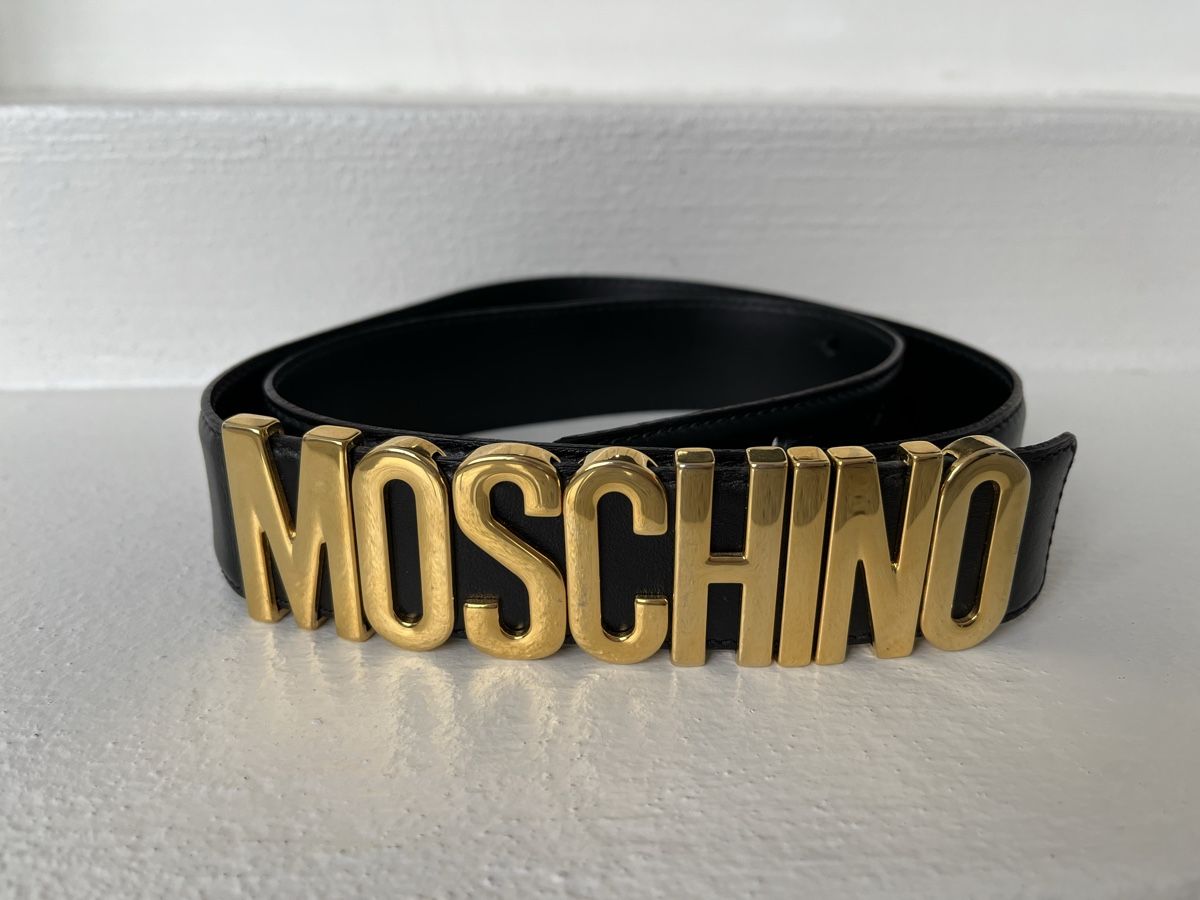 Moschino Cinture: MOSCHINO Ledergürtel – Usato da Rotkreuz venduto da jul_y55x