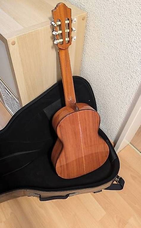 Musikinstrumente: Gitarre – Gebraucht aus Udligenswil von Cat_ia 1