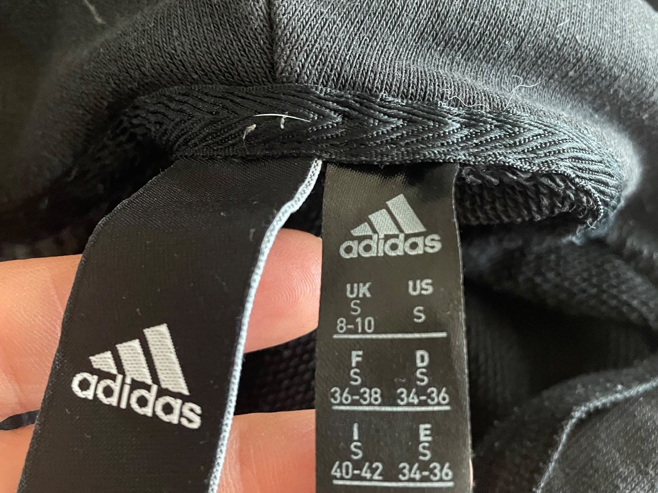 Nike Lotti di vestiti: Kapuzenpullover Adidas und Nike Set – Usato da Felben-Wellhausen venduto da begean 3