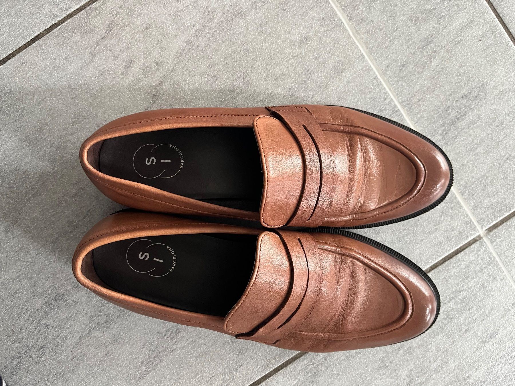 Scarpe da donna: SI Barcelona Leder Schuhe, Gr. 39, Tan – Usato da Esslingen venduto da Yanafuchs 2