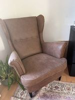 Ohrensessel in Vintage-Lederoptik