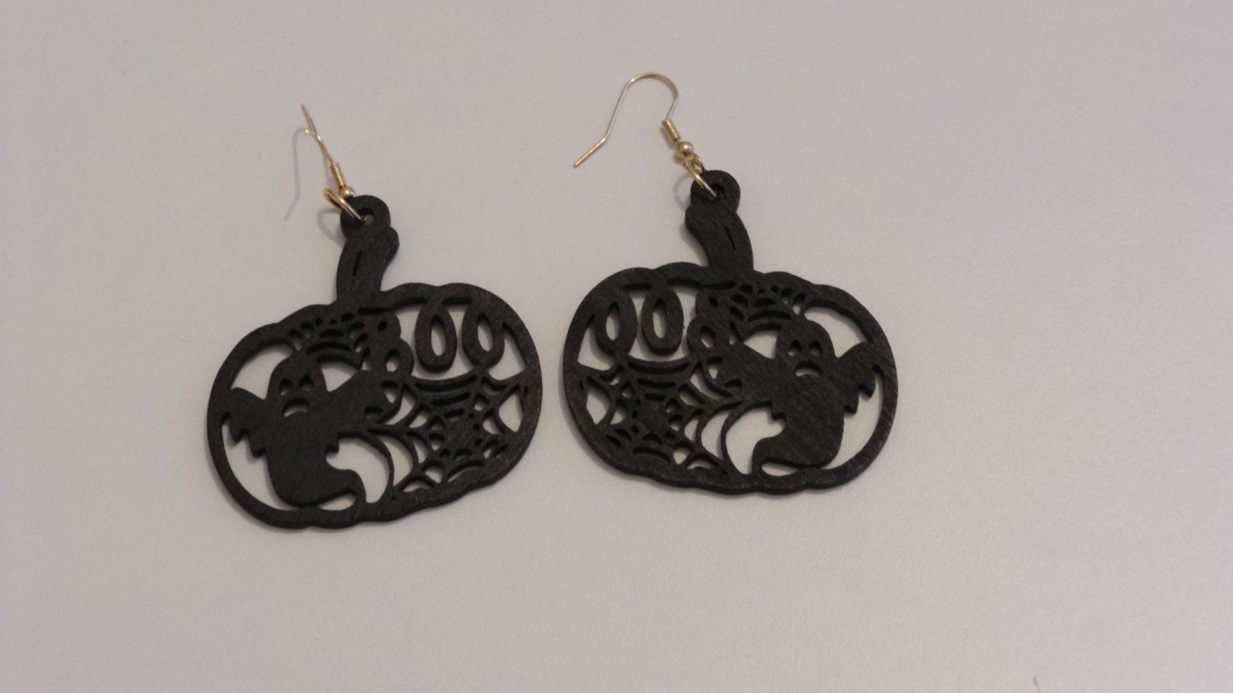 Ohrringe & -stecker: Ohrhänger mit Halloweenmotiv schwarz – Neu und originalverpackt aus Flamatt von Tattoo18