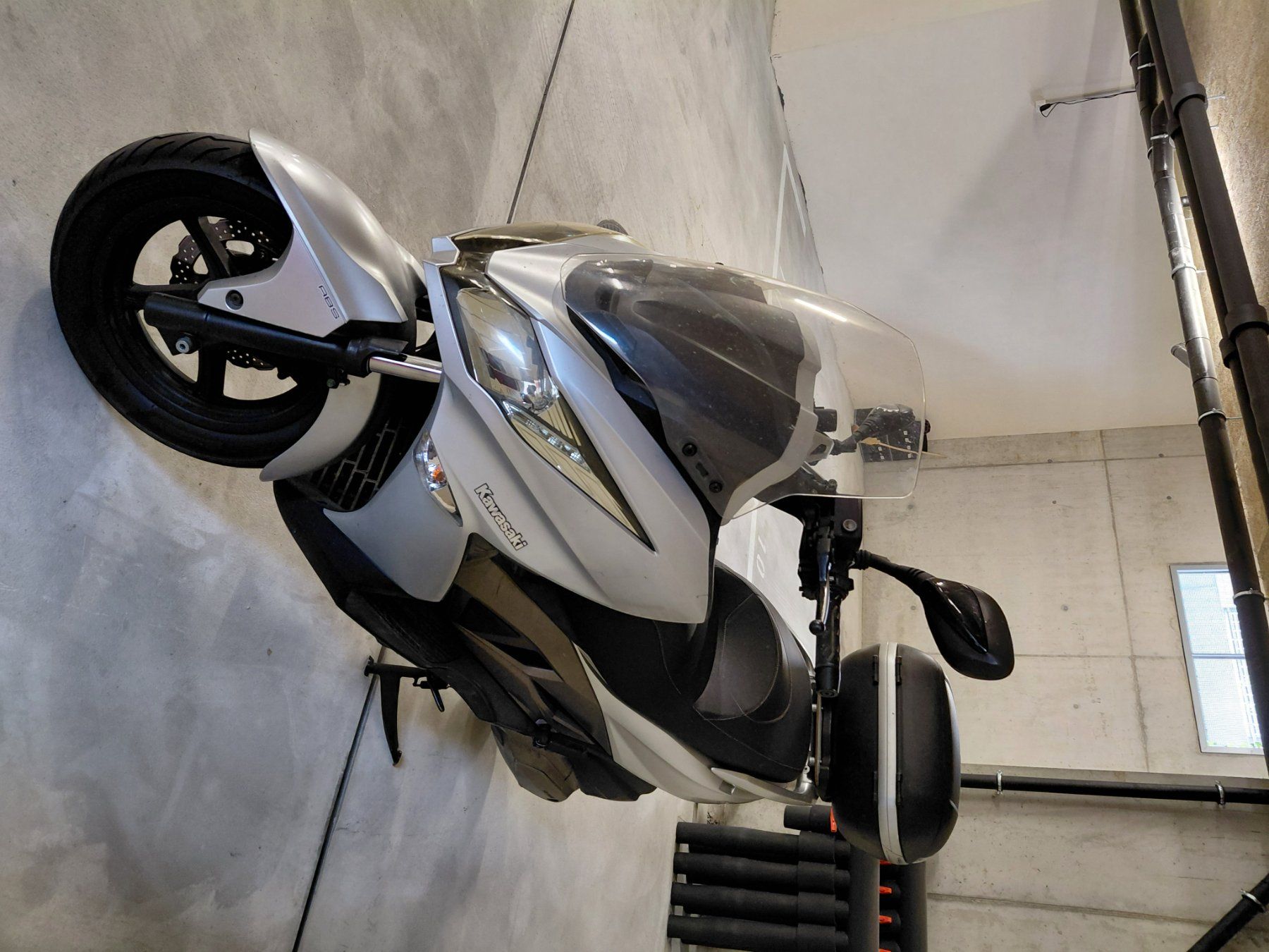 Kawasaki Scooter: Kawasaki J300 – Usato da Menznau venduto da thomho63 1
