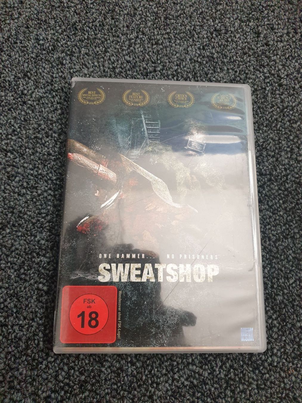 Tutti i DVDs: SWEATSHOP(4104) – Usato da Ruswil venduto da Ruck.Zuck.