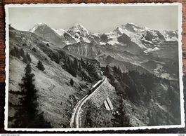AK: BERGBAHN INTERLAKEN - SCHYNIGE PLATTE - JUNGFRAU